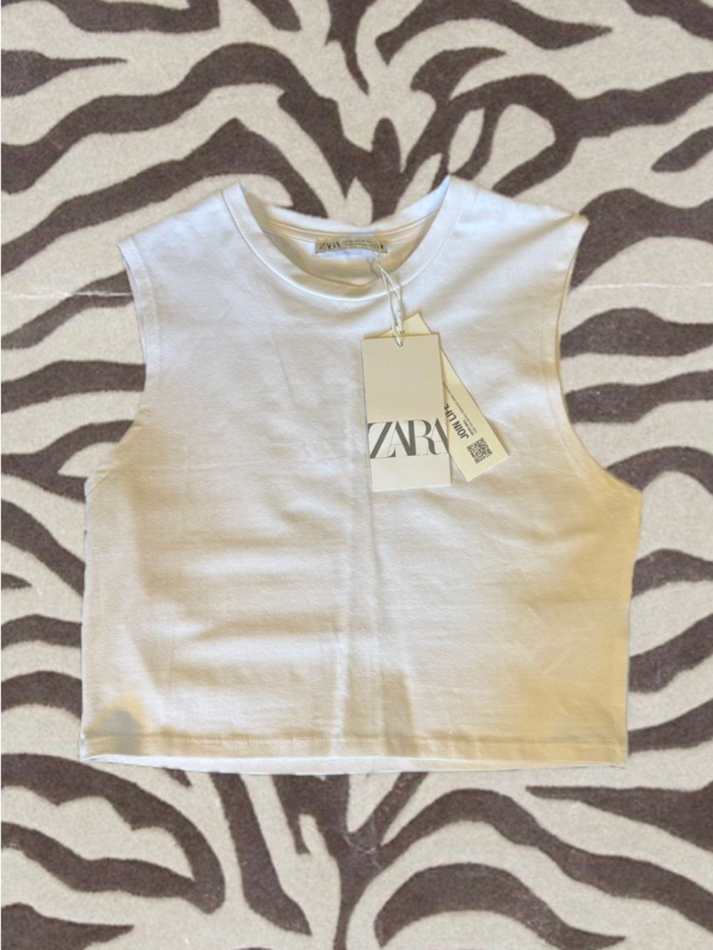 Zara White Sleeveless Cropped Tank Top